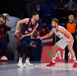 Bitci Baskonia cede ante Olympiacos en los minutos finales del encuentro (62-72)