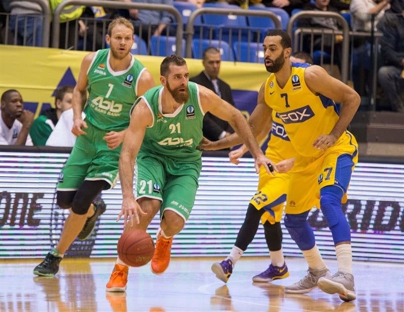 El Unics Kazan mantiene a Kostas Kaimakoglou