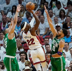 [3-4] Los Celtics jugarán una final NBA doce años después (100-96)