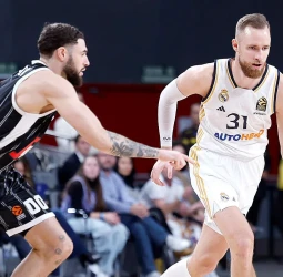 Real Madrid aplasta a la Virtus y se mantiene invicto, 100-74