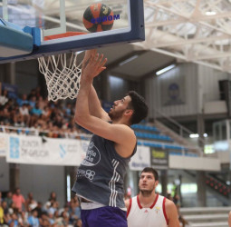 Toney Douglas tumba al Breogán (90-93)