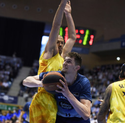 ¿Es Laurynas Birutis el pívot más importante en la historia de Monbus Obradoiro?