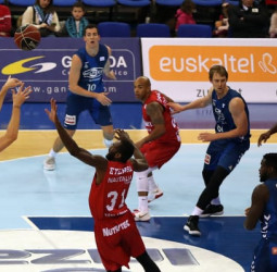 El Delteco GBC tira de carácter para ganar al Montakit Fuenlabrada (81-76)