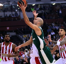 Lekavicius y Gist marcan la diferencia en el derbi heleno (62-70)