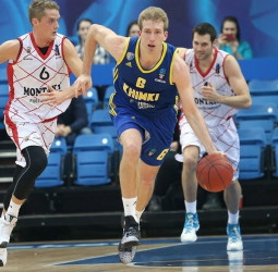 Robbie Hummel en el mercado tras abandonar el Khimki