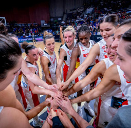 El segundo paso llegó con firmeza en Tenerife (75-34)