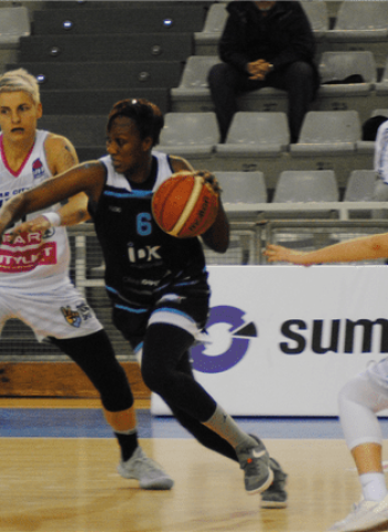 IDK Gipuzkoa aguanta el pulso de Avenida tumbando al UniGirona