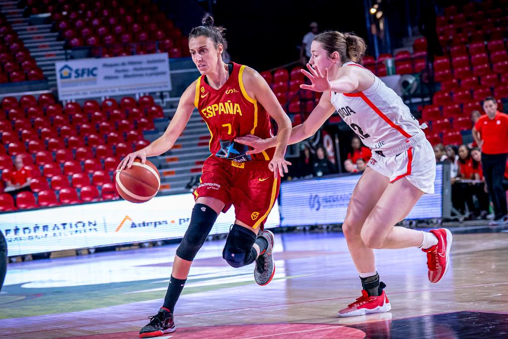 España vuelve a la senda de la victoria ante Canadá gracias a la defensa, 61-48