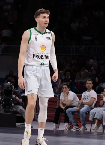 El Valencia Basket ha presentado una oferta por Kyle Guy a la acb