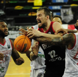 El Bilbao Basket no puede con el Karsiyaka (72-81)