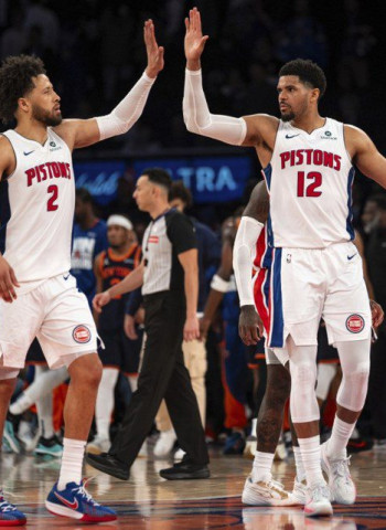 Cunningham lidera a los Pistons en una histórica victoria, 100-94 [1-1]