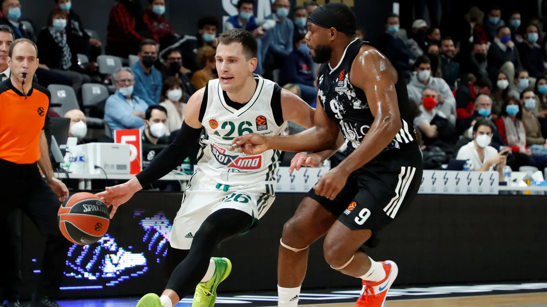 Los verdes superan al ASVEL y logran la primera victoria como visitante (63-76)