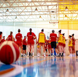 Las 12 jugadoras que lucharán en el Eurobasket por alzarse con la duodécima medalla europea