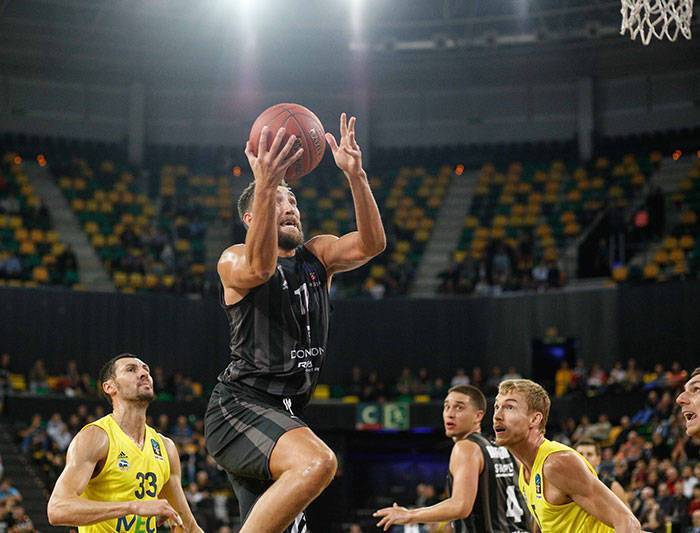 Axel Hervelle vuelve al baloncesto belga