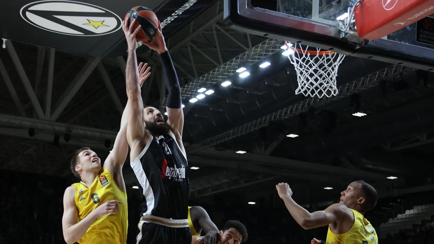 Virtus confía en el esfuerzo del equipo para vencer al ALBA, 85-76