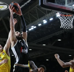 Virtus confía en el esfuerzo del equipo para vencer al ALBA, 85-76