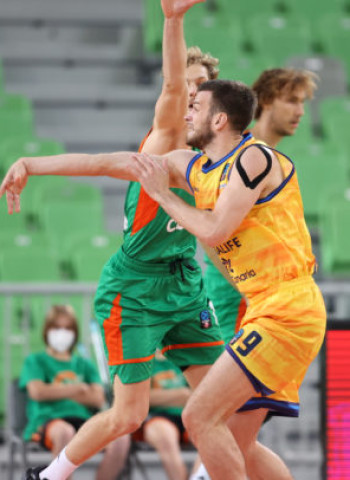 El Herbalife Gran Canaria sufre la primera derrota europea en Eslovenia (84-68)