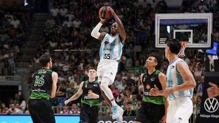 Derrota del Joventut en el Martín Carpena (78-69)