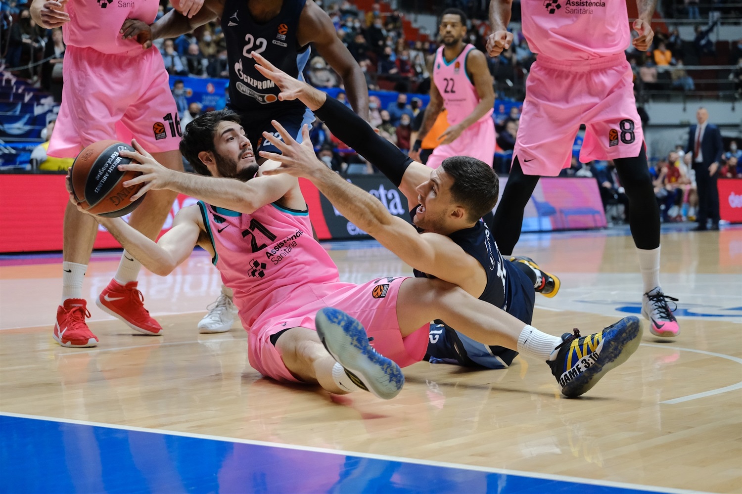 El Palau Blaugrana decidirá (74-61)