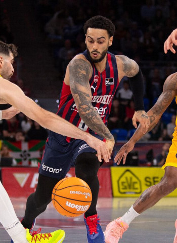 El Baskonia se impone en la segunda mitad con una remontada épica, 84-80