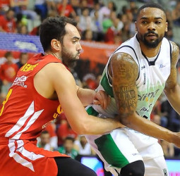 Laprovittola marca el camino del Divina Seguros Joventut (75-92)