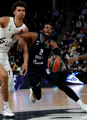 El Zenit se impone al ASVEL para volver a la senda de la victoria (71-61)