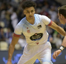 Marcus Paige sufre una luxación en el hombro izquierdo