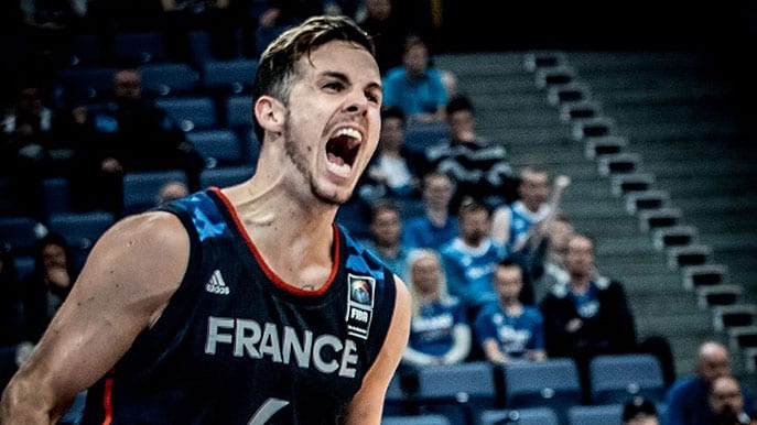 Heurtel salva a Francia (75-78)