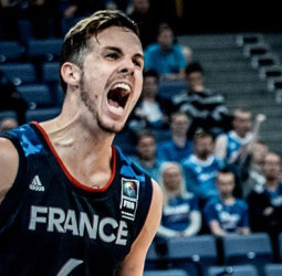 Heurtel salva a Francia (75-78)