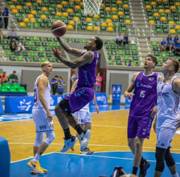 Zunder Palencia sufre para vencer al Valladolid (93-91)