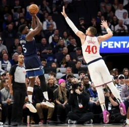Los Wolves remontan ante Clippers al ritmo de Edwards, 106-108