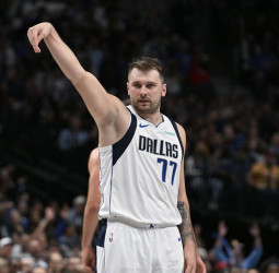 La noche NBA: Doncic lidera, los Nets caen ante los Pistons