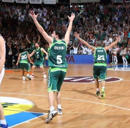 Muchas historias en los Unicaja-Real Madrid