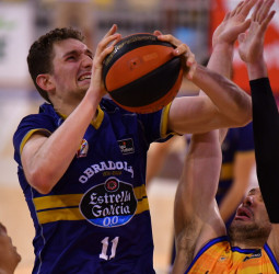 El Herbalife Gran Canaria no puede con un Monbus Obradoiro al alza (75-85)