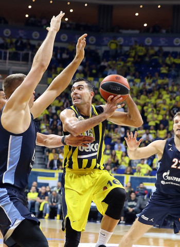 Un Fenerbahce de mal en peor pierde ante el Zenit (81-84)
