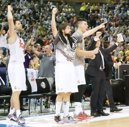 El Real Madrid campeón, ante un gran subcampeón (81-85)