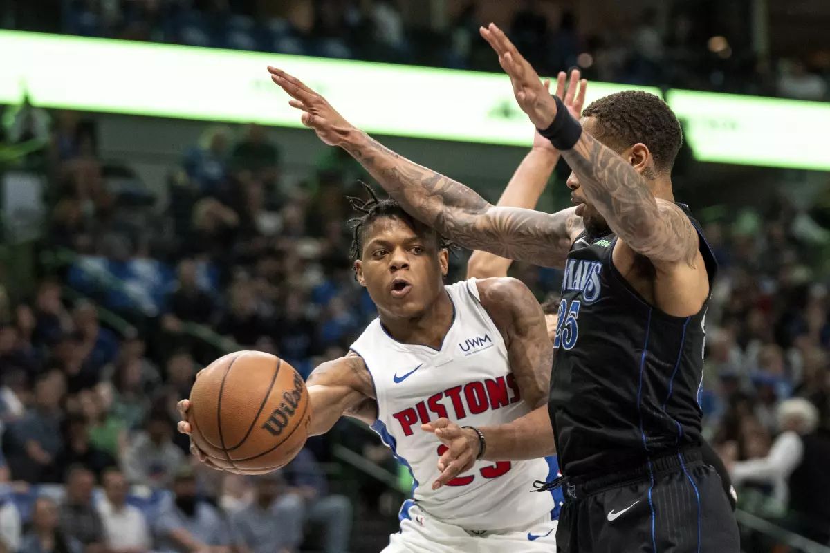 Sin Doncic ni Irving, los Mavericks no son quien de ganar a los Pistons