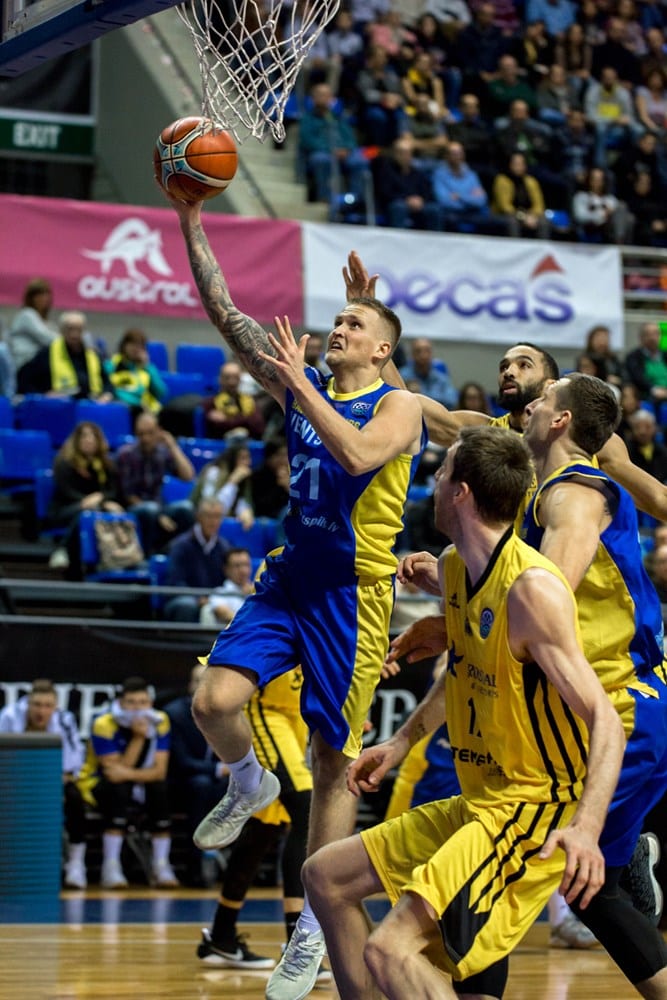 Ventspils despierta a tiempo y asalta La Hamburguesa (65-71)
