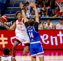 España B ilusiona y vence a una potente República Checa, 80-75