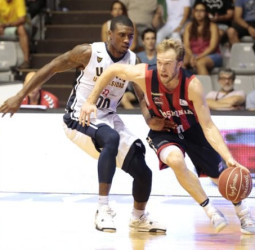 Trevor Cooney convence al Baskonia
