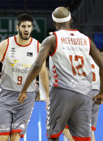 No sonó héroes del domingo (76-78)