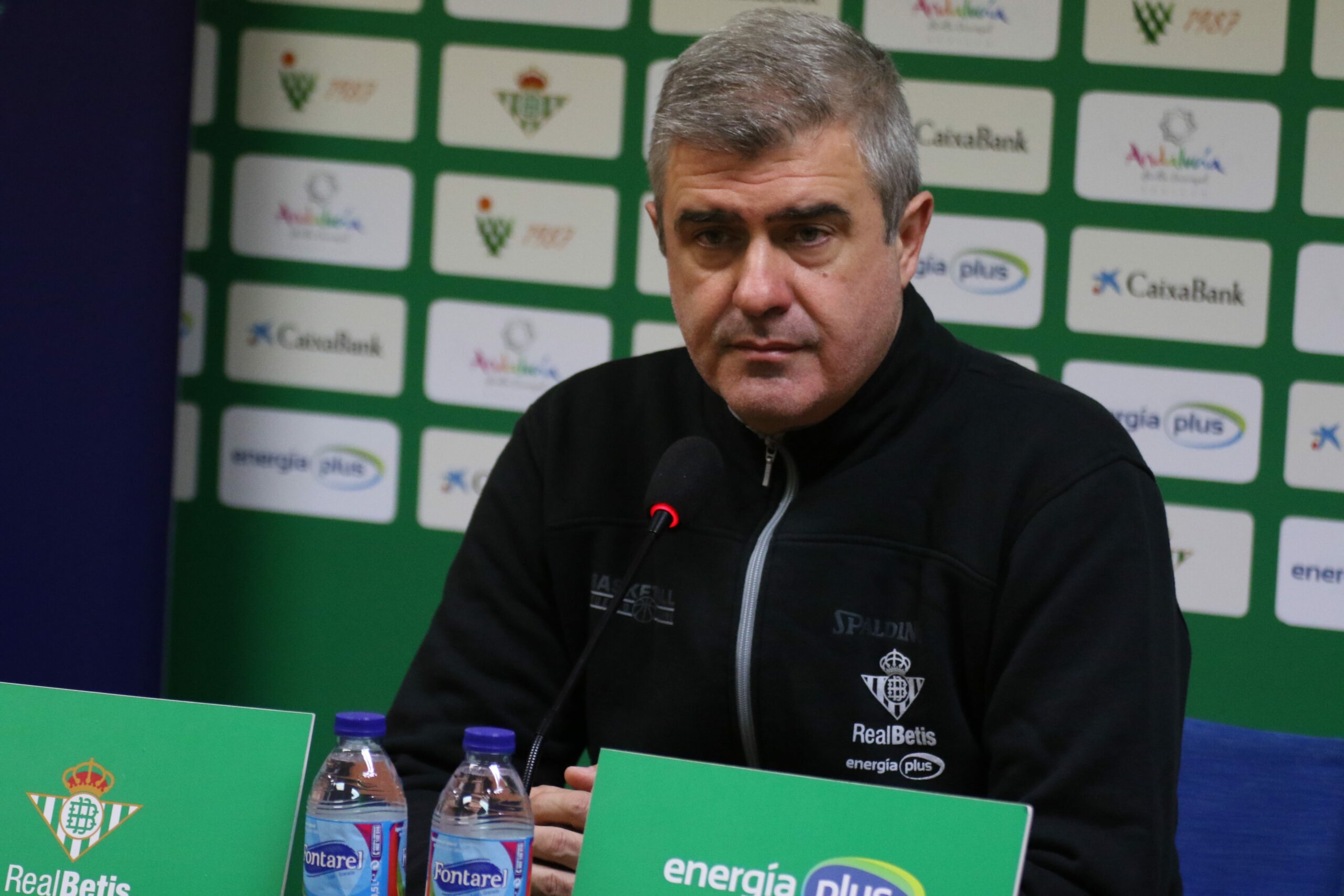 Óscar Quintana: "Jugamos ante un equipo difícil, pero vamos con ganas e ilusión"