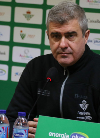 Óscar Quintana: "Jugamos ante un equipo difícil, pero vamos con ganas e ilusión"