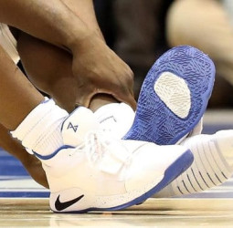 Las acciones de Nike se desploman tras el reventón de la zapatilla de Zion Williamson