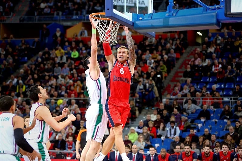 El Baskonia se hace fuerte en el Buesa ante Unicaja (88-82)