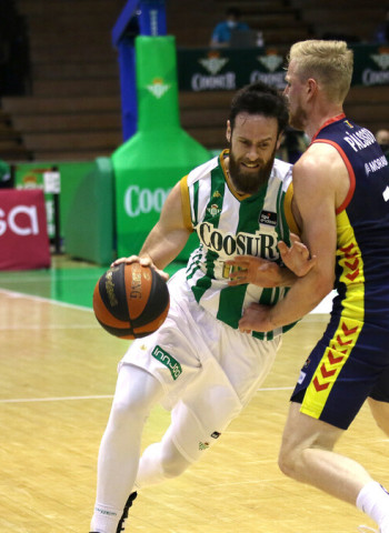 Coosur Real Betis toma aire a costa del MoraBanc Andorra (69-61)