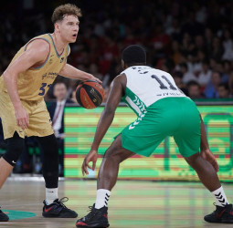 El Barça mantiene el camino triunfal (77-85)
