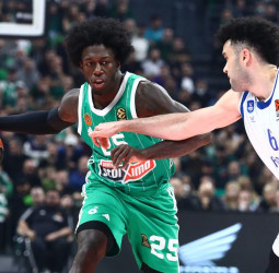 Nunn deslumbra al Anadolu Efes, 104-89