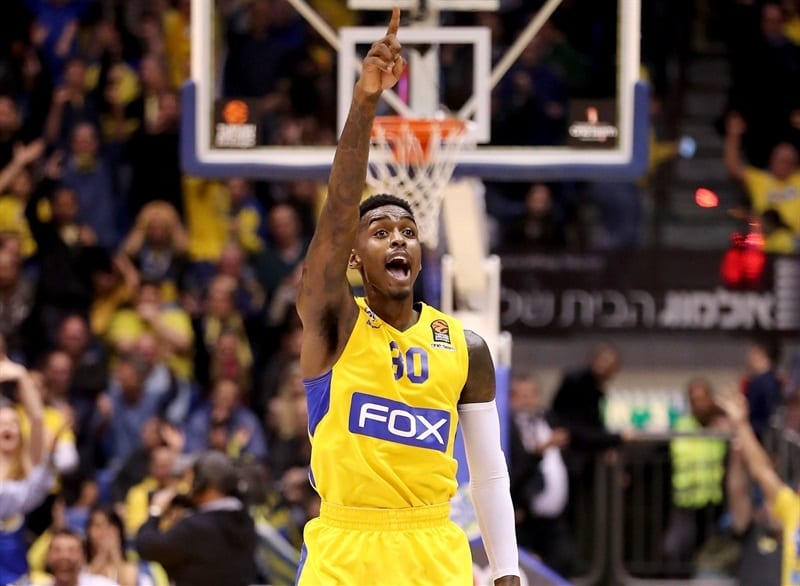 Quincy Miller, con pie y medio en el Brose Baskets