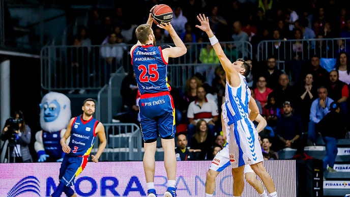 El MoraBanc Andorra ya es equipo de playoffs tras su victoria ante el GBC (94-81)